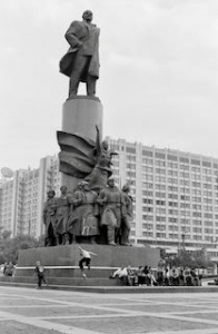 Октябрьская-легендарный скейт-спот Москвы. 1994